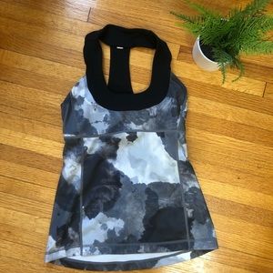 Luluemon | scoop neck tank